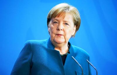 Gigi Becali, izbucnire cu accente xenofobe în direct la TV: „Merkel l-a sunat pe Orban și i-a zis «Dă-ne niște sclavi». Orban, trebuie să fii bărbat”