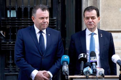 Nelu Tătaru, în stânga, a vorbit despre situația de la Suceava