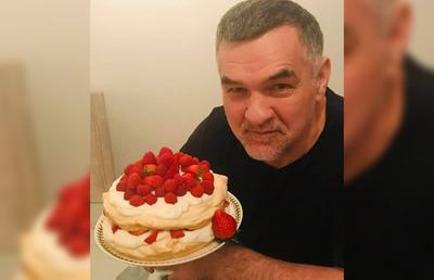 Leonard Doroftei la 50 de ani: „Nu am primit în viața mea atâtea felicitări! În total 4!” :D