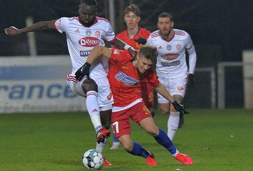 Meciul din tur s-a încheiat egal, 1-1, dar Sepsi a avut mai multe situații de gol // FOTO: Cristi Preda