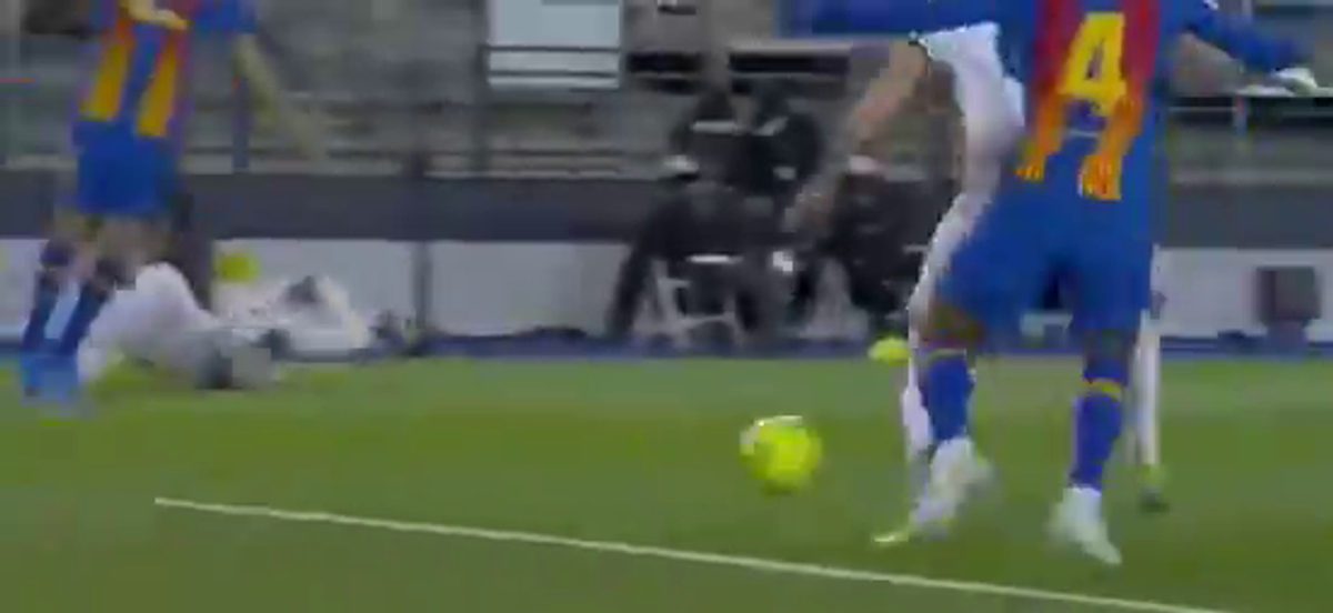 Ronald Koeman, furios după înfrângerea din El Clasico: „A fost penalty clar! Nu știu ce caută VAR în Spania”