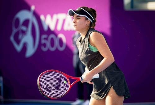 Gabriela Ruse (24 de ani, 55 WTA) a anunțat că că nu va putea participa la întâlnirea dintre Polonia și România, 15-16 aprilie, din Billie Jean King Cup