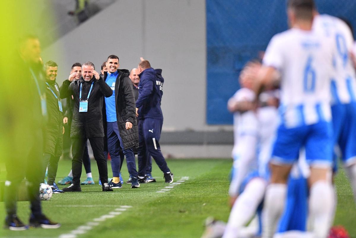 CSU CRAIOVA - CFR CLUJ 3-2. Bordeianu s-a plâns la flash-interviu și a atras ironiile lui Panduru: „S-a prins! Să-i dăm un premiu”