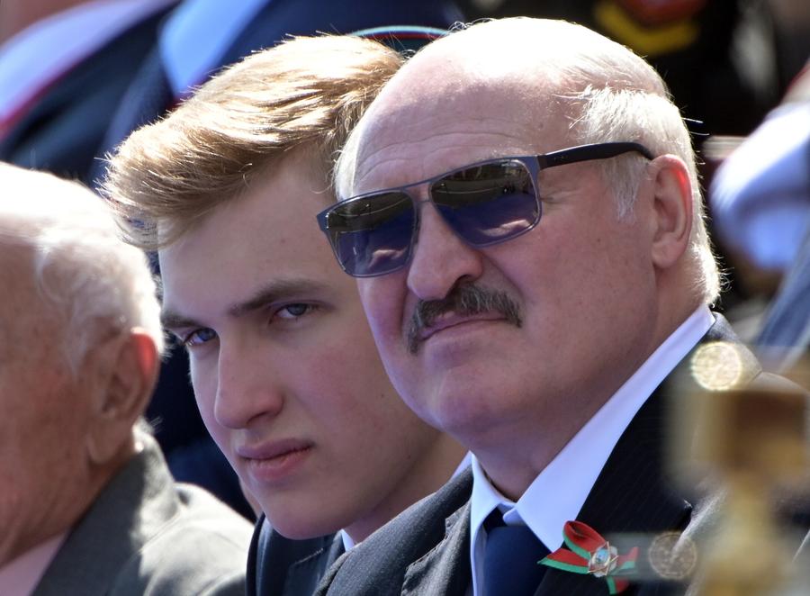 Aleksandr Lukașenko // foto: Guliver/GettyImages Apropiatul lui Putin, accident la hochei » Ce a pățit Aleksandr Lukașenko, președintele Belarusului