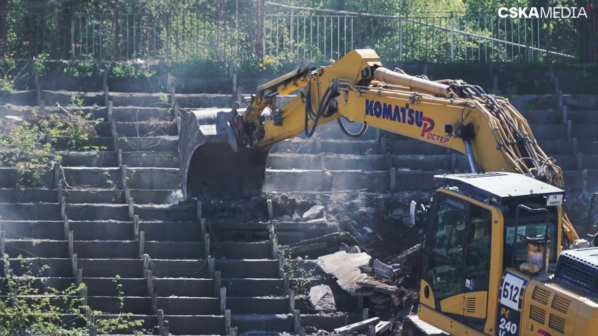 Stadionul istoric, pus la pământ! Un star internațional e șef de șantier + cum arată noua „bijuterie” ridicată în mijlocul pădurii