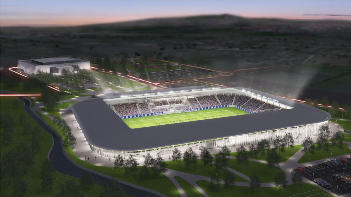 Bistrița. Stadion de fotbal și unul de atletism