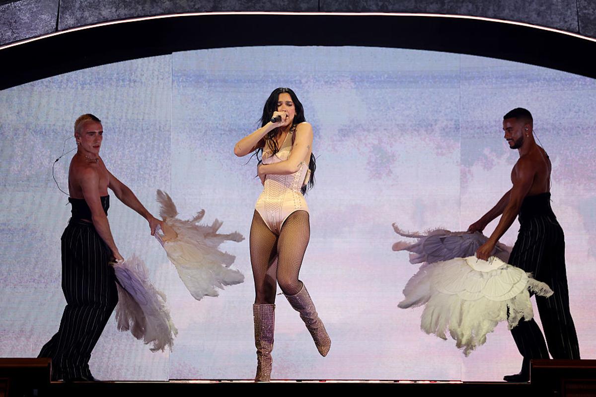 Dua Lipa a venit deghizată la Arsenal - Real Madrid, dar la final s-a dat de gol! A fost surprinsă cu un fotbalist în zona vestiarelor