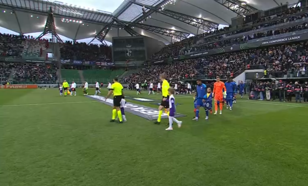 Scenografia celor de la Legia Varșovia în meciul cu Chelsea