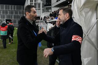 Antrenorul din Superligă și-a anunțat azi plecarea de la echipă: „Chiar așa, nu fac nimic bun?”