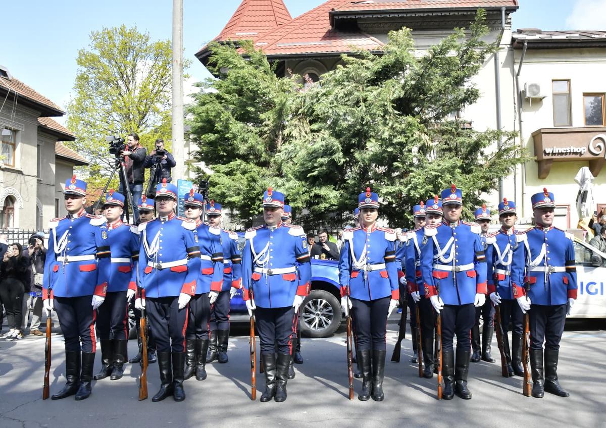 Postarea tulburătoare a lui Florin Răducioiu, în ziua înmormântării lui Mircea Lucescu: „Bună dimineața! Nu, Nu sunt pregătit...”