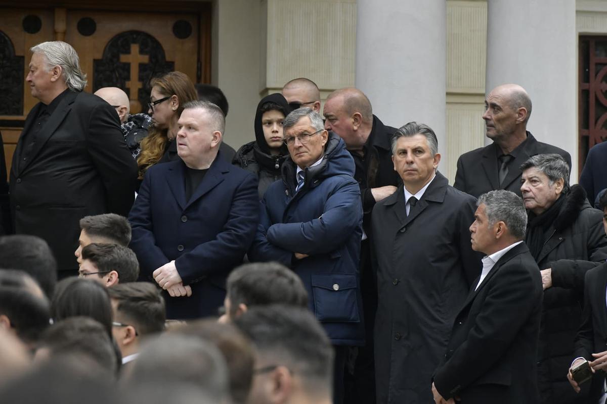 Ce au decis cei din familia Savvidis în privința înmormântării lui Mircea Lucescu