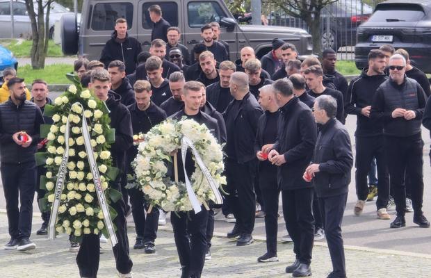 „Am vorbit cu jucătorii. Sunt devastați” » Mirel Rădoi, amintire de preț cu Mircea Lucescu: „Nu mai țineam ritmul”