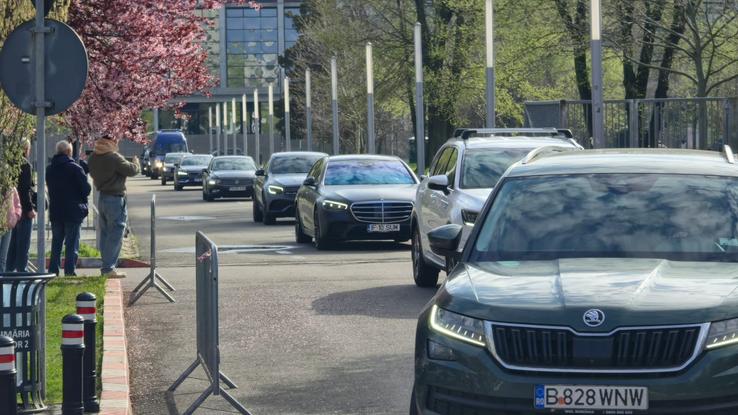 Cortegiul funerar la plecarea de pe Arena Națională
