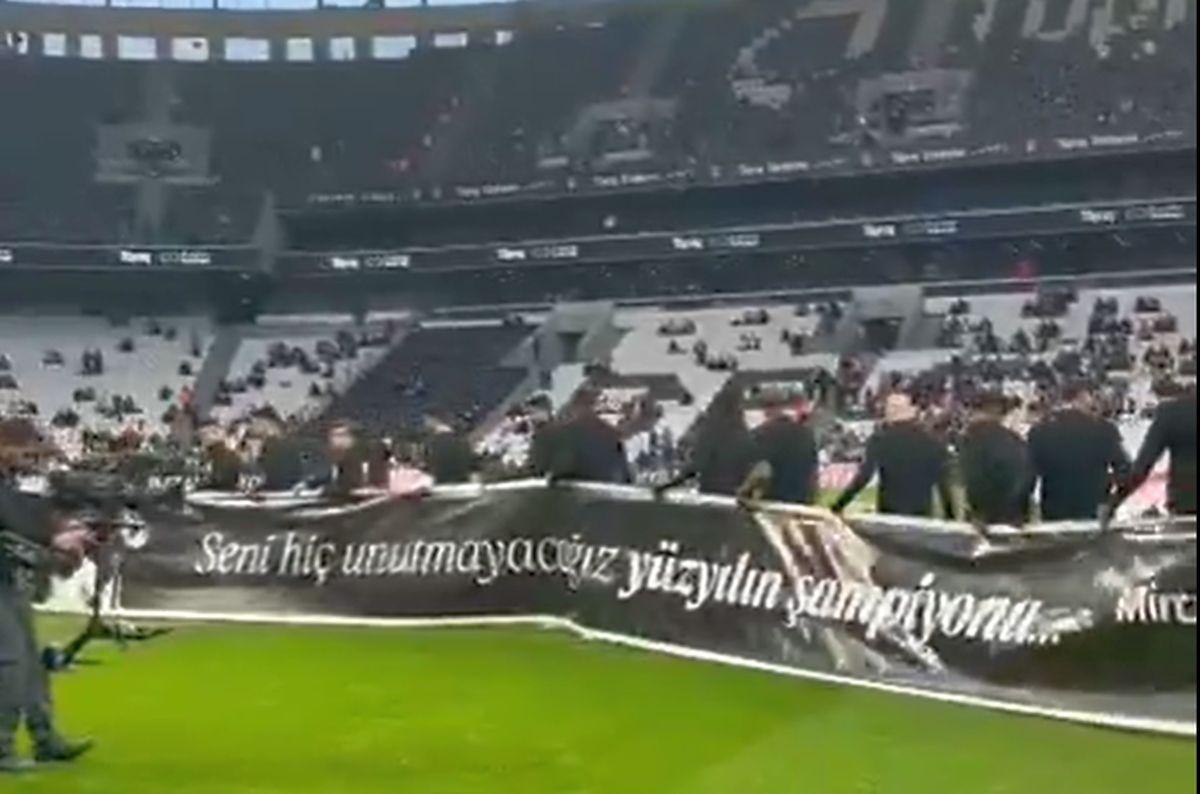 Incredibil! Cum l-au numit turcii de la Beșiktaș pe Mircea Lucescu, la primul meci după moartea lui „Il Luce”