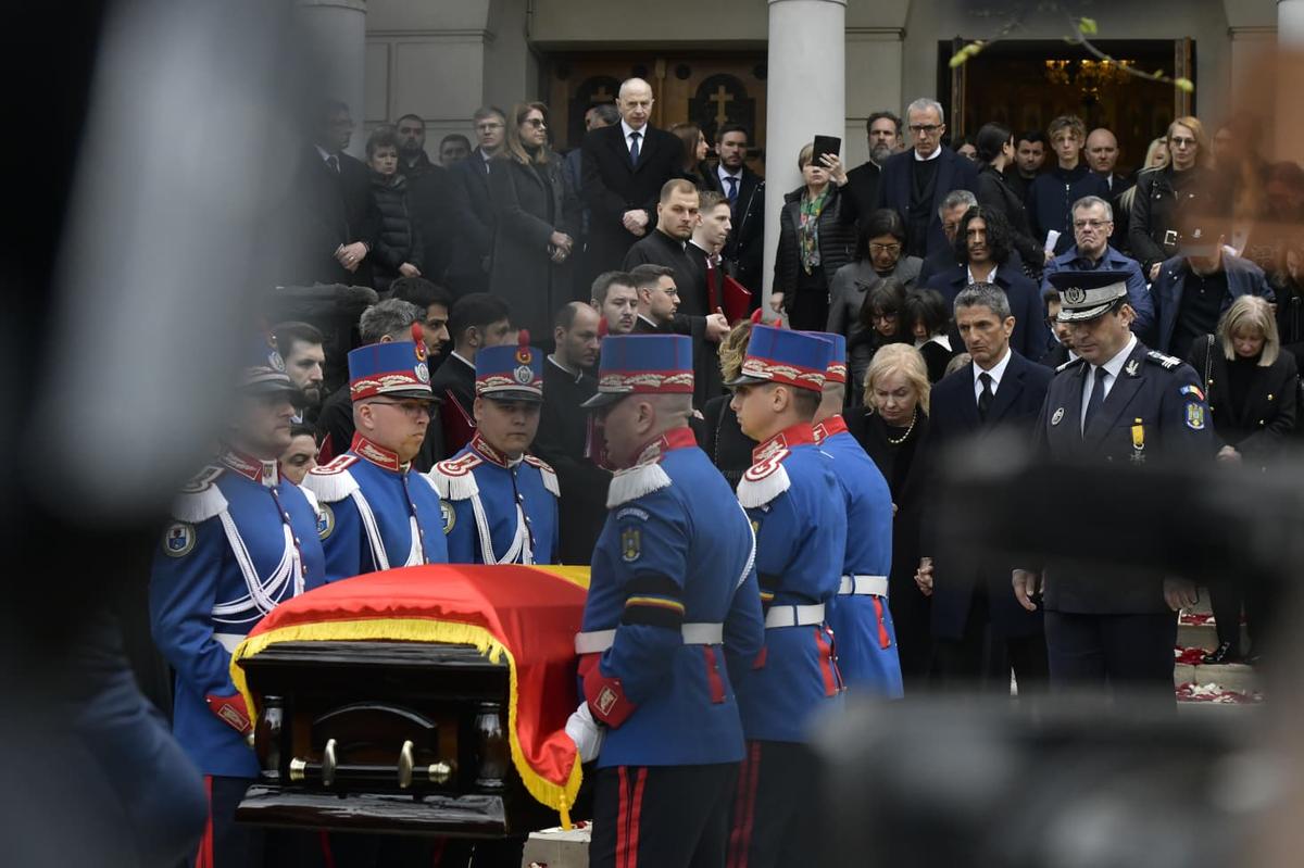 Ce au decis cei din familia Savvidis în privința înmormântării lui Mircea Lucescu