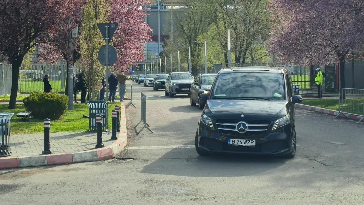 Mircea Lucescu a fost înmormântat astăzi » Imagini și informații de la Cimitirul Bellu
