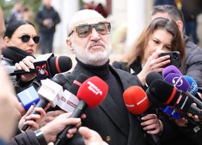 „Și-a arătat obrăznicia!” » Patronul FCSB îl atacă pe Tănase + „Am dat ordin pentru un străin”