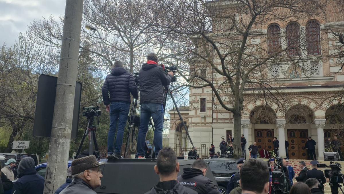 Mircea Lucescu a fost înmormântat astăzi » Imagini și informații de la Cimitirul Bellu