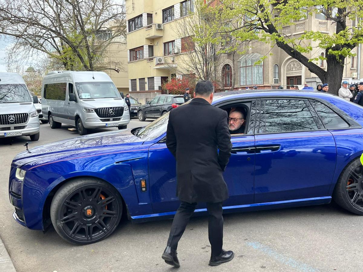 Mircea Lucescu - Cortegiu funerar + Slujbă biserică