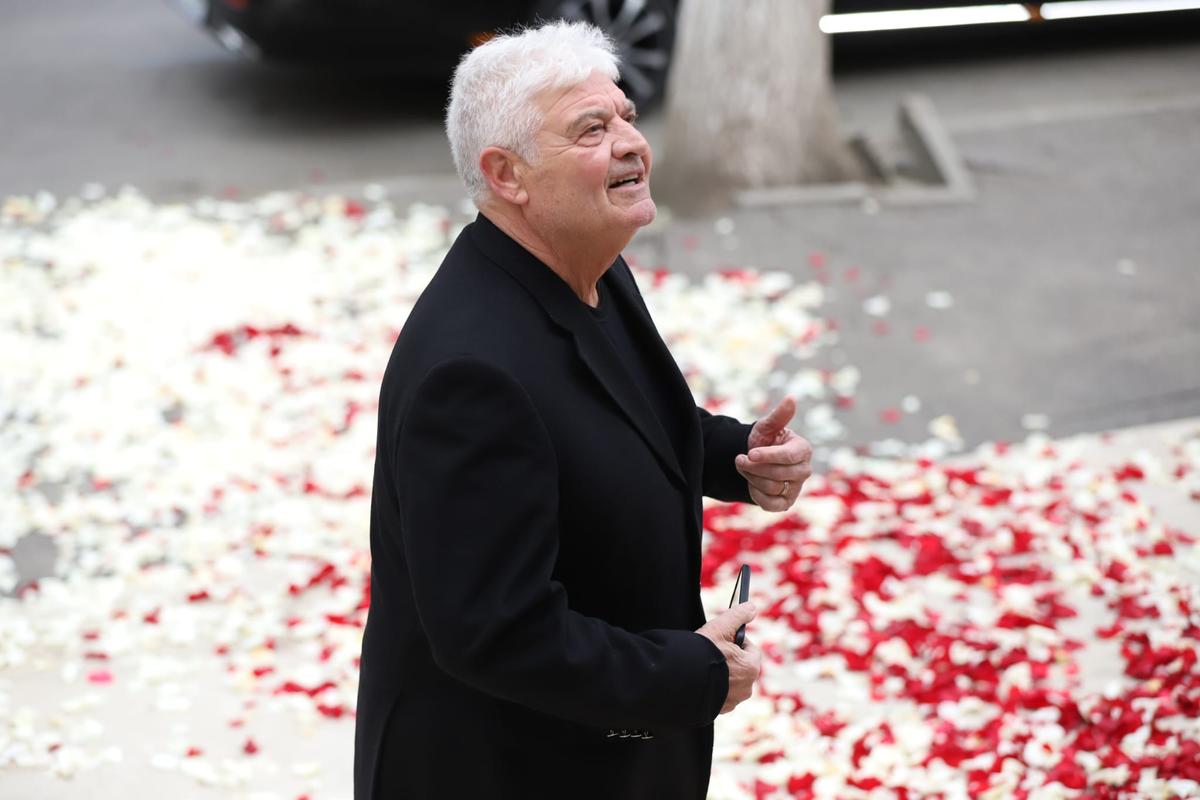 Mircea Lucescu a fost înmormântat astăzi » Imagini și informații de la Cimitirul Bellu