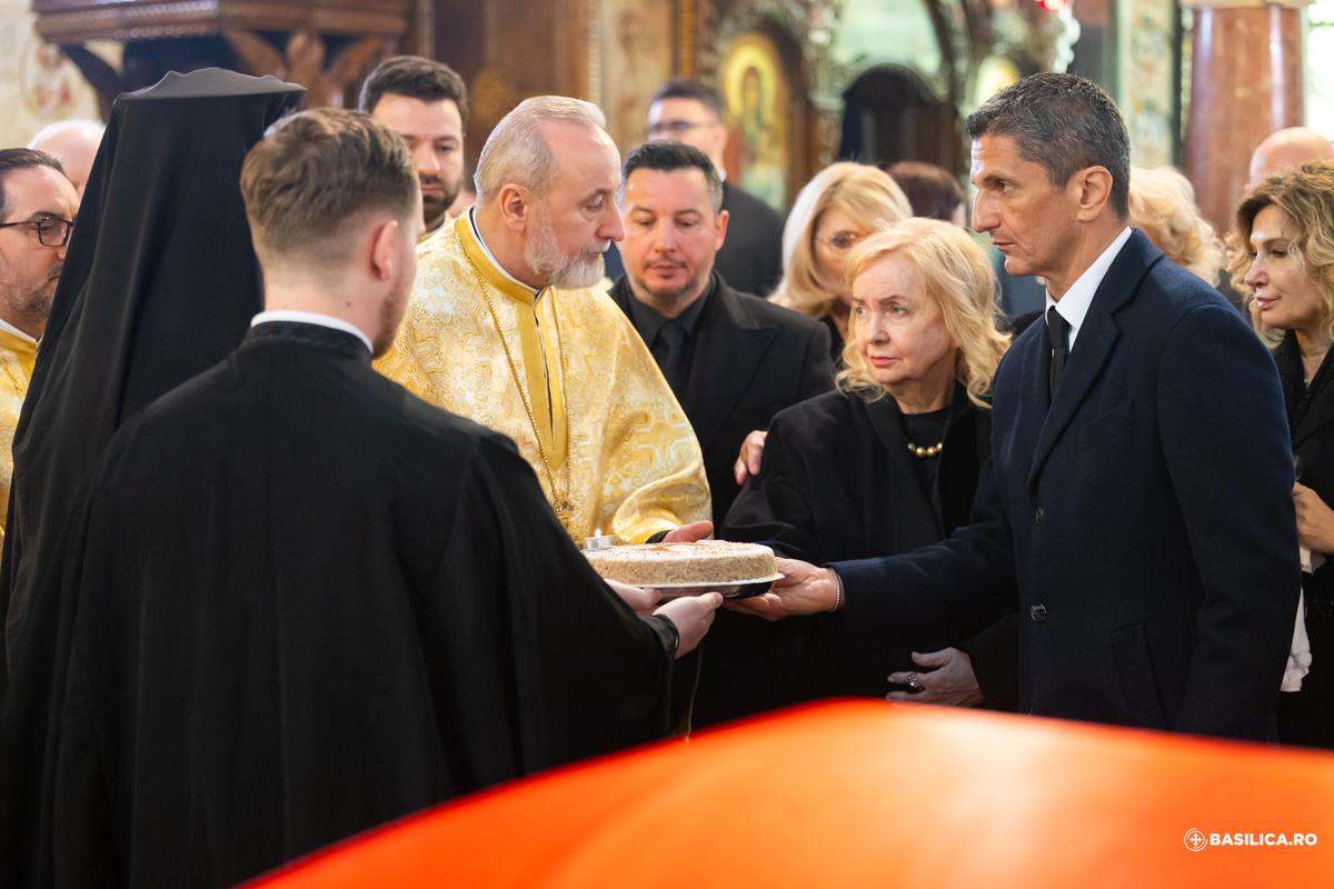 Mesajul lui George Copos la slujba de înmormântare a lui Mircea Lucescu » Cum și-a numit vechiul prieten