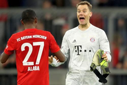 Neuer și Alaba sunt cei mai importanți jucători care ar putea pleca de la Bayern Munchen. foto: Guliver/Getty Images