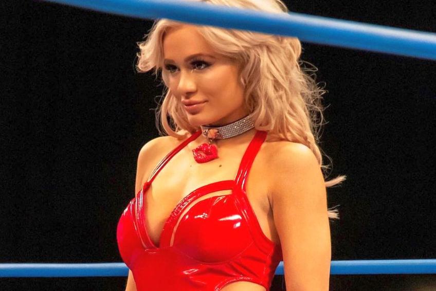 Elizabeth Chihaia. Sursă foto: Instagram @realscarlettbordeaux