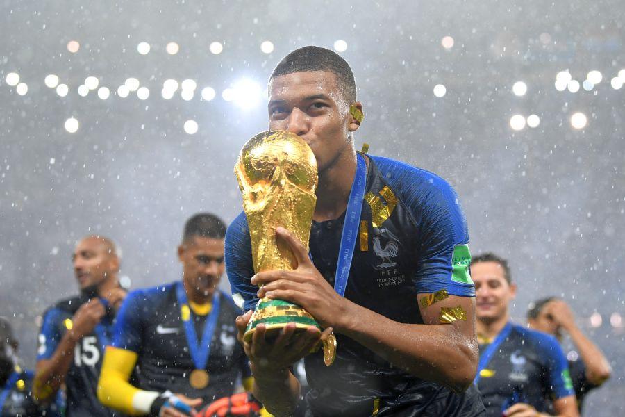 Un antrenor legendar anunță: „Era lui Messi și Ronaldo a apus” » Pe cine mizează în următoarea perioadă