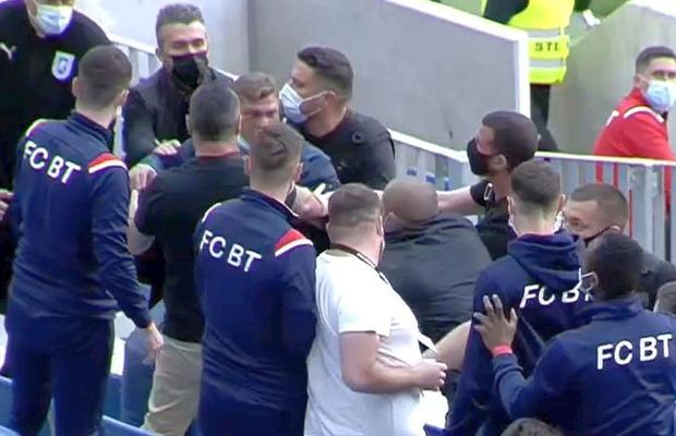 Fostul coleg al lui Silvian Cristescu explică reacția incredibilă a acestuia: „Cu siguranță a fost provocat! E presiune mare la Craiova”