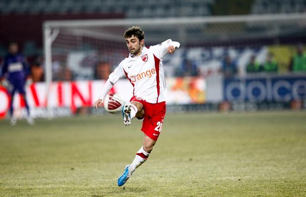 Elis Bakaj, fostul mijlocaș al lui Dinamo, este invitatul lui Costin Ștucan la GSP Live. Urmărește emisiunea AICI