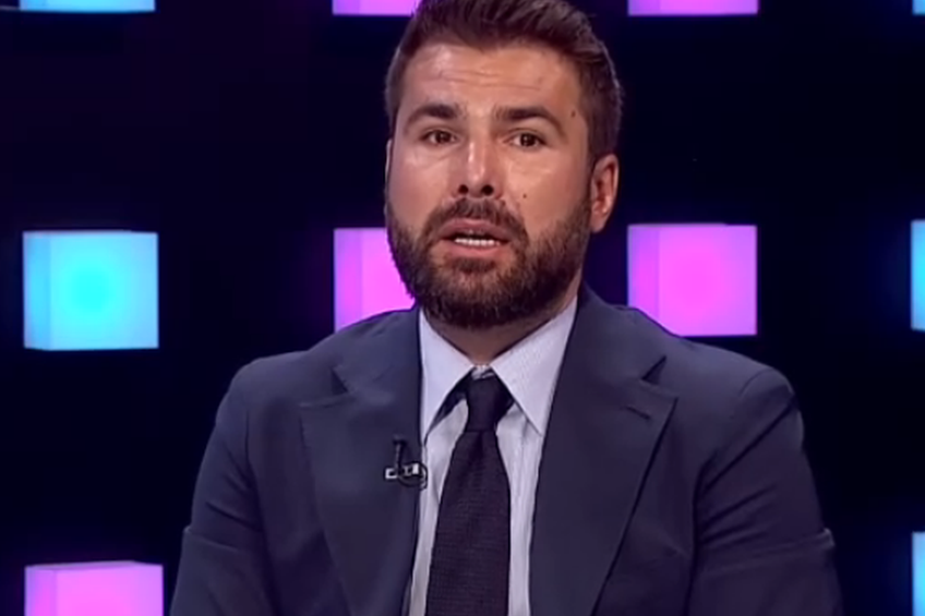 Adrian Mutu, 43 de ani, antrenorul Rapidului, anunță că vrea din sezonul viitor un lot mai bun pentru a se bate cu cele mai bune echipe din Liga 1 de la egal la egal.