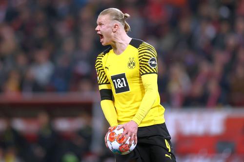 Manchester City a confirmat oficial că a ajuns la un acord de principiu cu Erling Haaland (21 de ani), atacantul de la Borussia Dortmund!