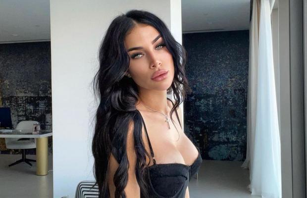 Imagine rară cu Ion Țiriac și unica lui fiică! Cum și-a sărbătorit „Megan Fox de România” tatăl miliardar, care a împlinit 84 de ani