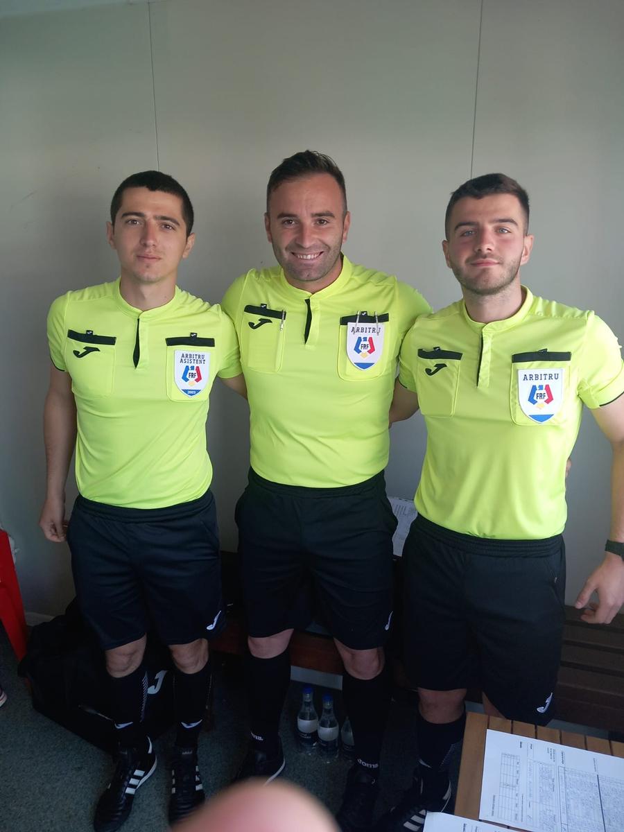 Cristian Catană, în mijloc FRF, clemență dincolo de reguli » Doi dintre cei 6 arbitri suspendați pentru implicarea în mafia pariurilor activează și acum în fotbal!