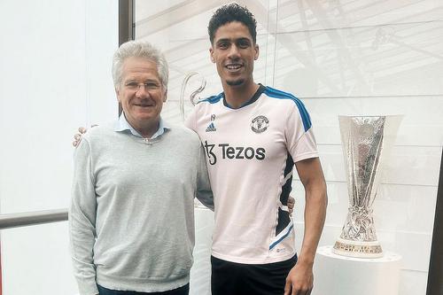 Raphael Varane, alături de Ladislau Boloni // sursă foto: Instagram @ raphaelvarane
