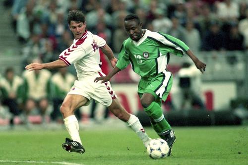 Tijani Babangida, în meciul cu Danemarca (1-4) de la CM 1998 / Foto: Imago