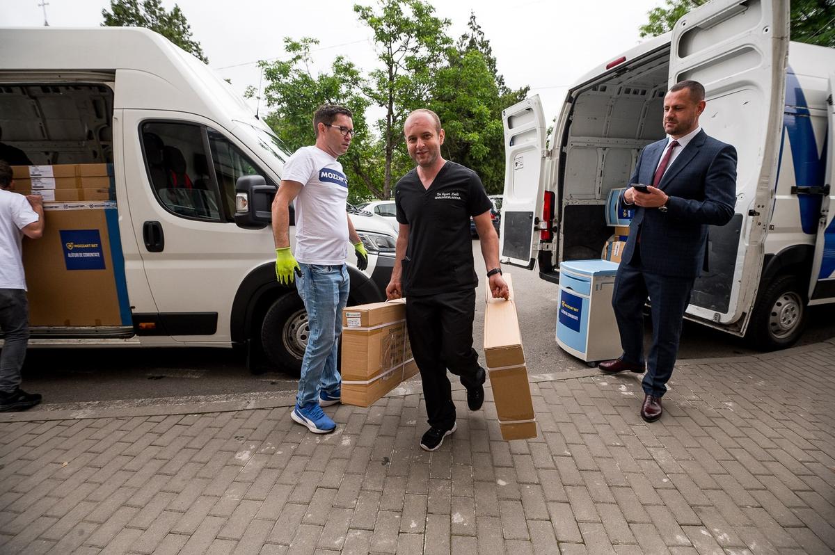 COMPANIA MOZZART BET PENSISTEMUL DE SĂNĂTATE AL ROMÂNIEI: O donație valoroasă a ajuns la spitalul din Arad