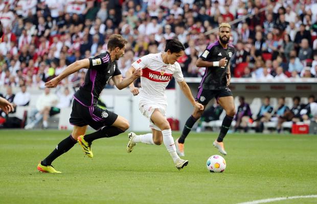 Borussia Dortmund și VfB Stuttgart , „arbitri” la polii fierbinți ai clasamentului