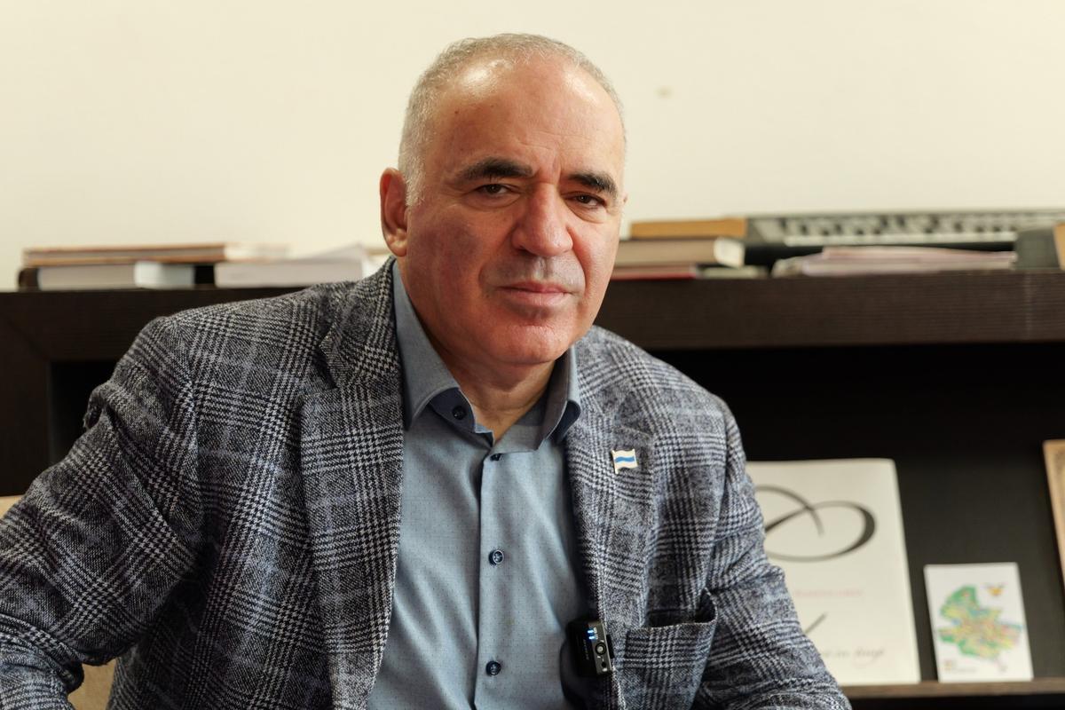 Garry Kasparov, interviu-eveniment: „Europa a ratat șansa unui cvasistat cu milioane de ruși, care ar fi întors războiul!” + „Ce se întâmplă la București salvează istoria șahului clasic”