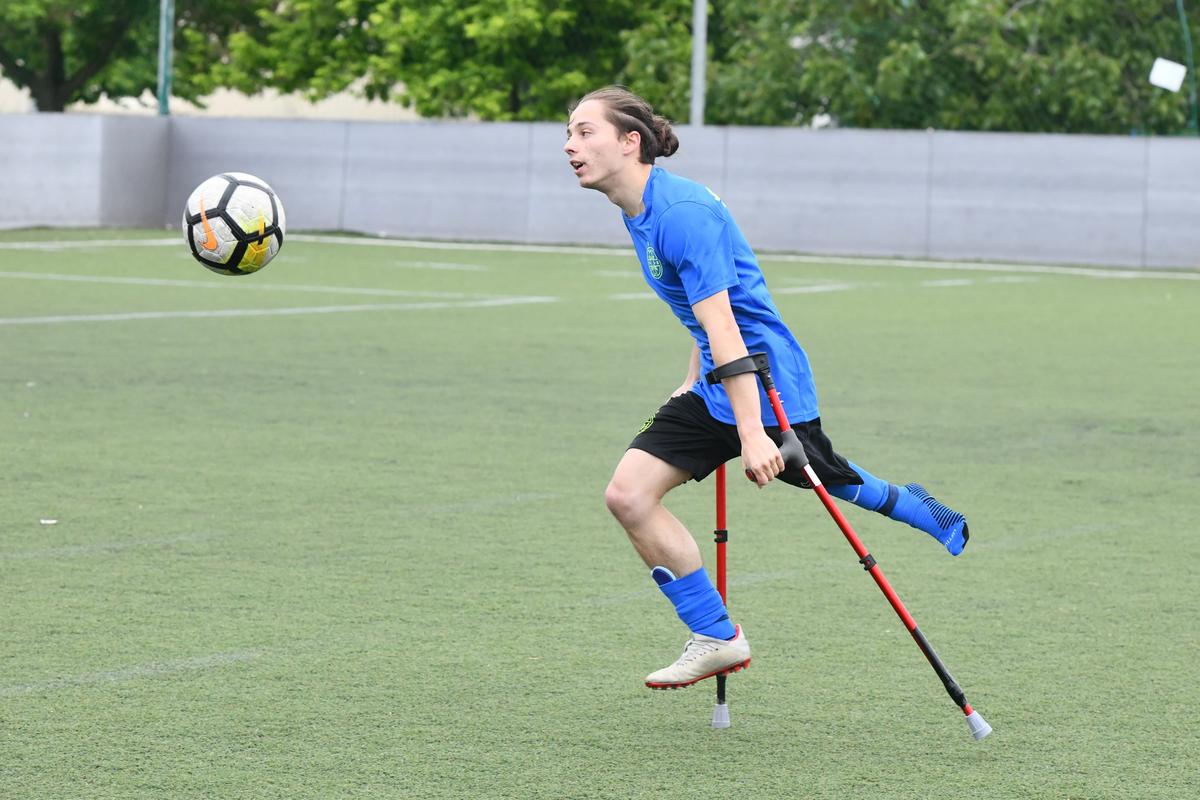 FCSB a înființat o nouă echipă pentru jucători cu membre amputate! GSP.RO a fost la primul antrenament: „FCSB e Steaua pentru noi!”