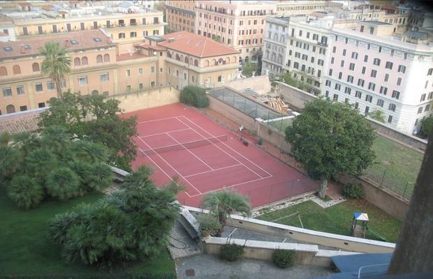 Vaticanul ascunde un teren de tenis pe care Papa Leon al XIV-lea își poate cultiva pasiunea » „Sportul Alb” are o istorie de 5 secole în cel mai mic stat din lume