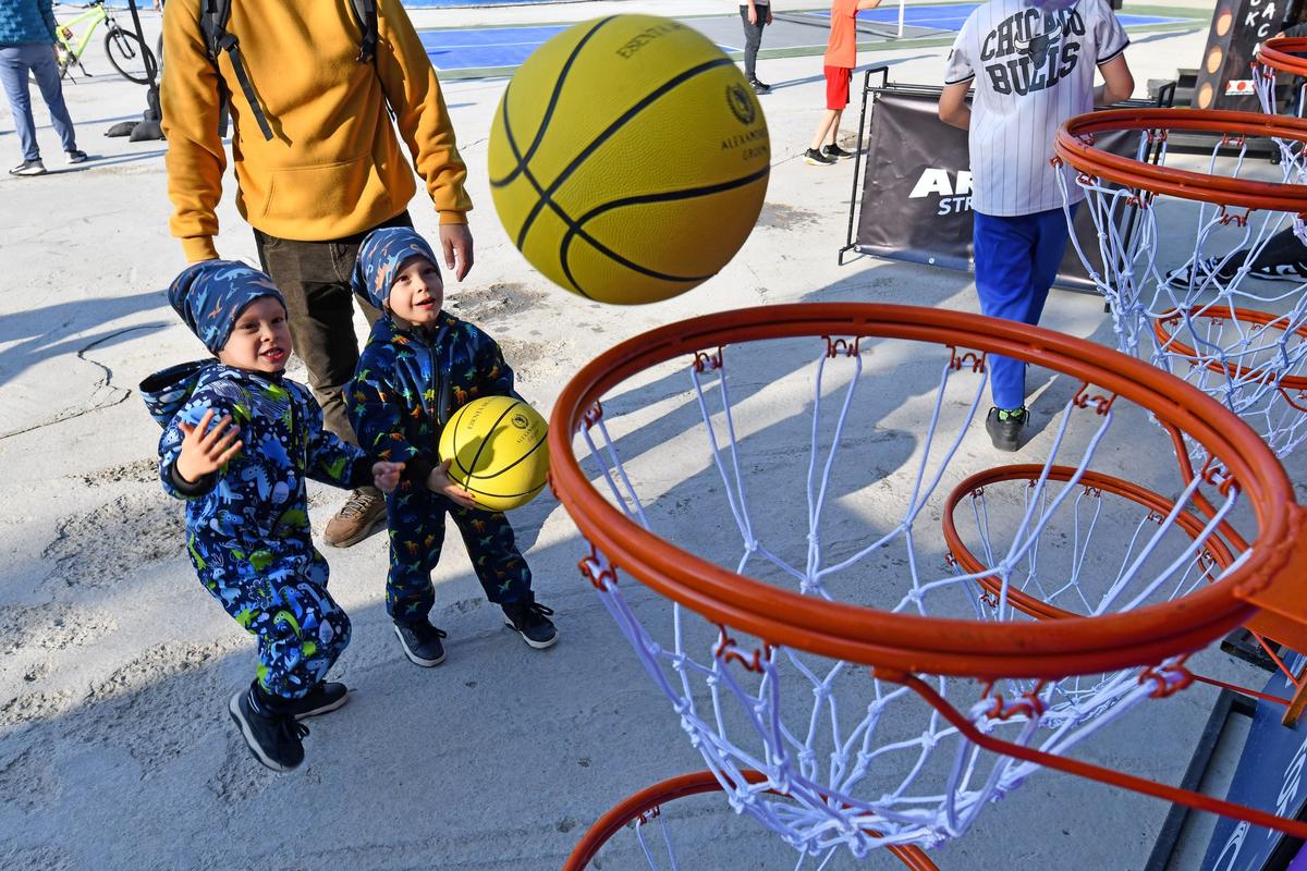 Cod roșu de baschet 3x3 » România găzduiește două turnee FIBA 3x3 cu echipe de top mondial