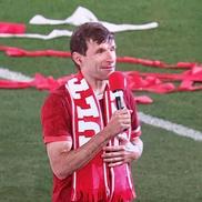 Sărbătoare la al 34-lea titlu câștigat de Bayern, cu Thomas Muller eroul serii de pe Allianz Arena