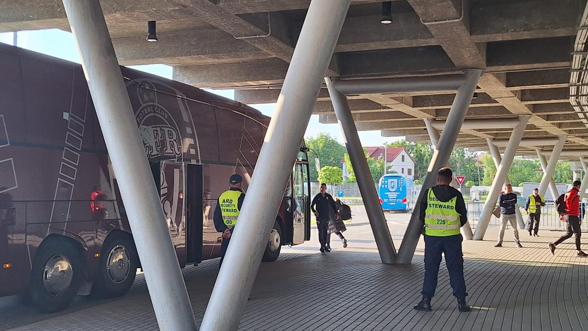 Înainte de Craiova - CFR, 10 mai 2025