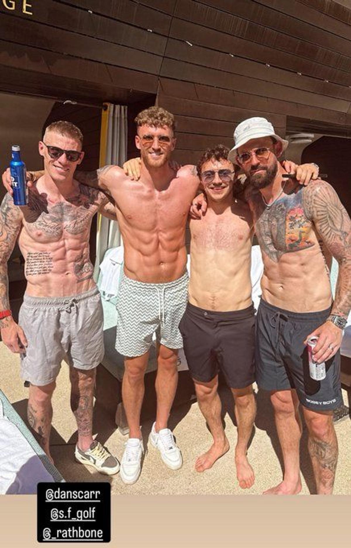 Au promovat și patronul le-a făcut cadou o escapadă în Las Vegas! Noapte de pomină