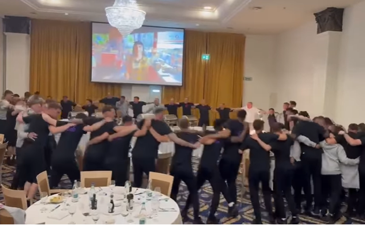 GALERIE FOTO. Jucătorii de la FCSB au celebrat titlul: „Campionii, campionii”