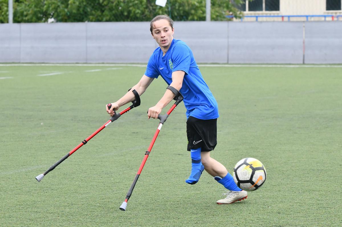 FCSB a înființat o nouă echipă pentru jucători cu membre amputate! GSP.RO a fost la primul antrenament: „FCSB e Steaua pentru noi!”