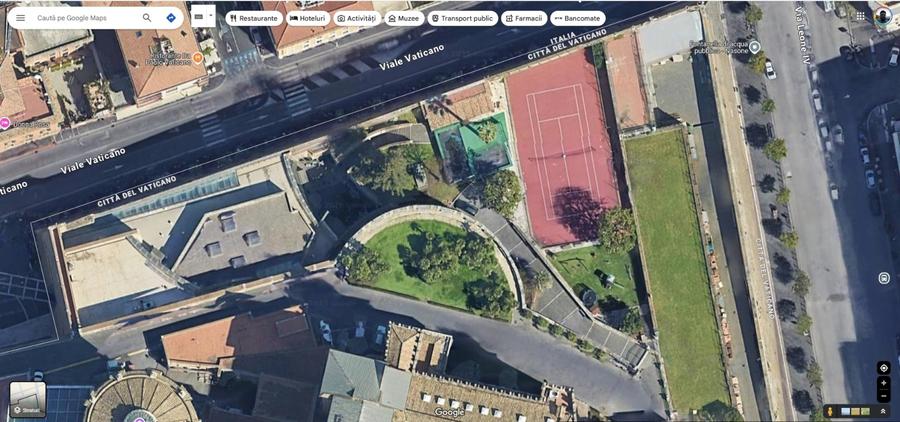 Terenul de tenis de la Vatican/Foto: captură (Google Maps) Vaticanul ascunde un teren de tenis pe care Papa Leon al XIV-lea își poate cultiva pasiunea » „Sportul Alb” are o istorie de 5 secole în cel mai mic stat din lume
