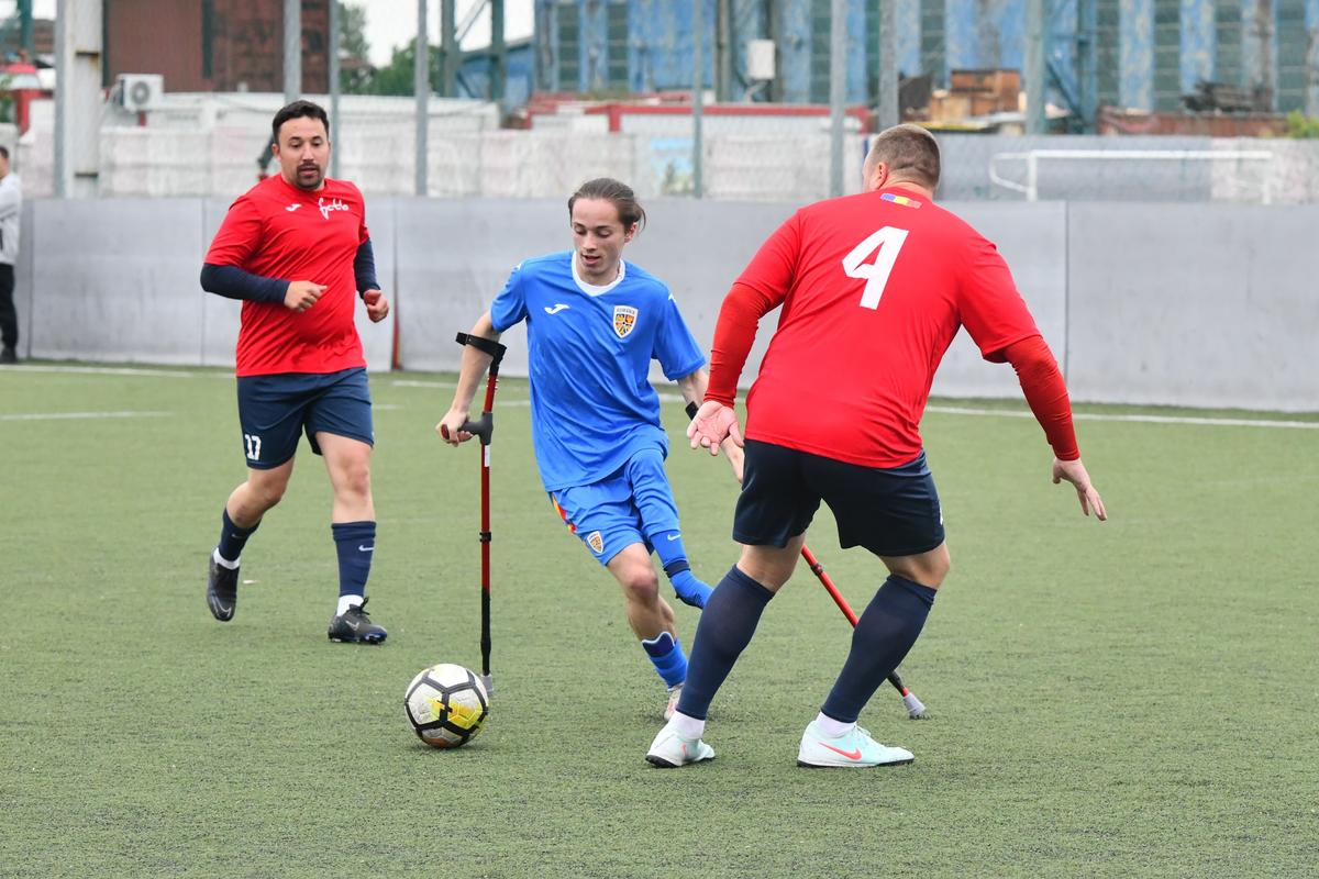 FCSB - actiune persoane handicap