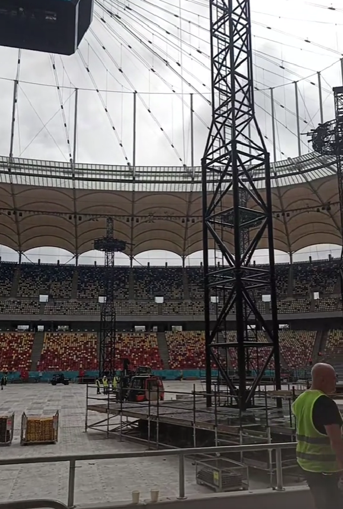 Cum arată Arena Națională înainte de concertul Metallica